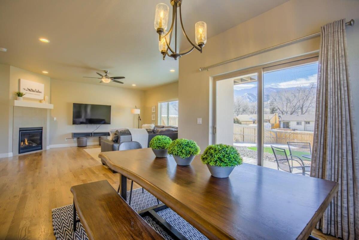 4Bd Westside Vacation Home W Space & Flexibility Colorado Springs Bagian luar foto